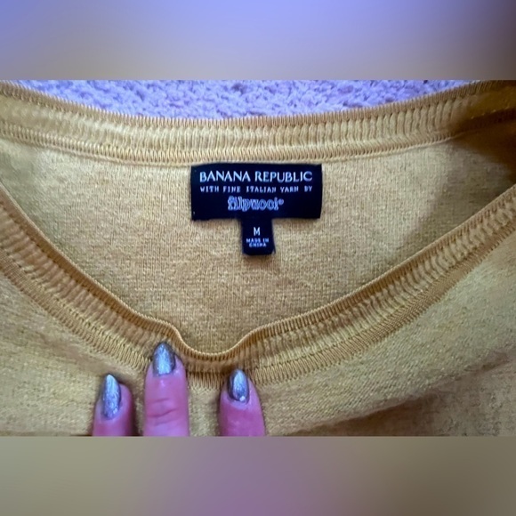 BANANA republic Filpucci pullover yellow sweater size medium - Picture 3 of 3